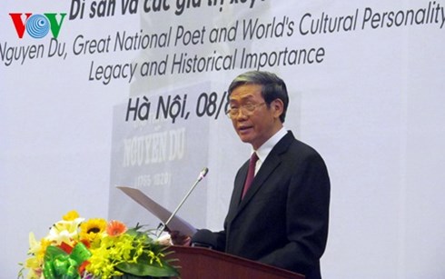 ເຮັດແຈ້ງບັນດາຄຸນຄ່າອັນໃຫຍ່ຫຼວງໃນມໍລະດົກວັດທະນະທຳຂອງນັກກະວີຜູ້ຍິ່ງໃຫຍ່ຫງວຽນຢູ